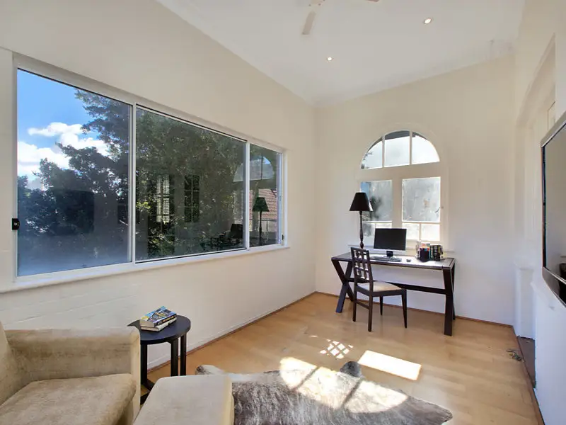 5/19 Darling Point Road, Darling Point Sold by Bradfield Badgerfox - image 1