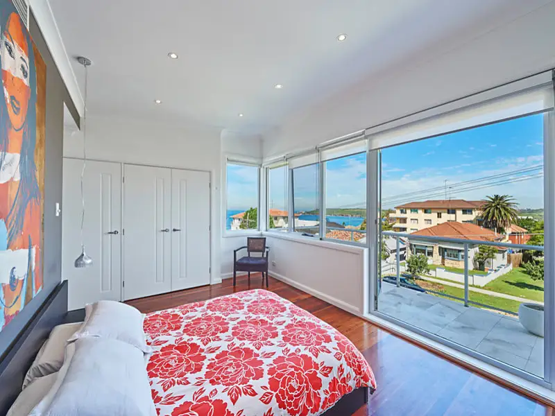 60 Sackville Street, Maroubra Sold by Bradfield Badgerfox - image 1