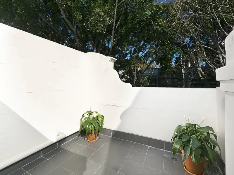156 Paddington Street, Paddington Sold by Bradfield Badgerfox - image 1