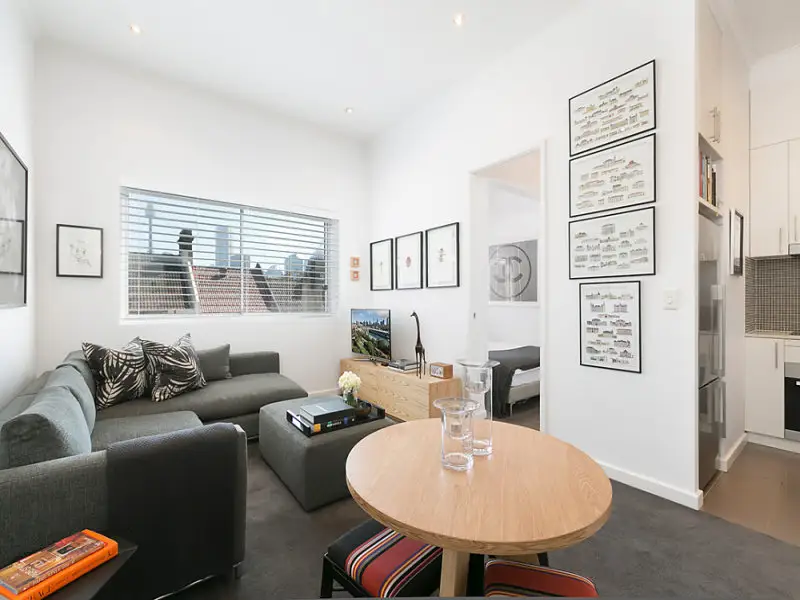 3/165-167 Victoria Street, Potts Point Sold by Bradfield Badgerfox - image 1