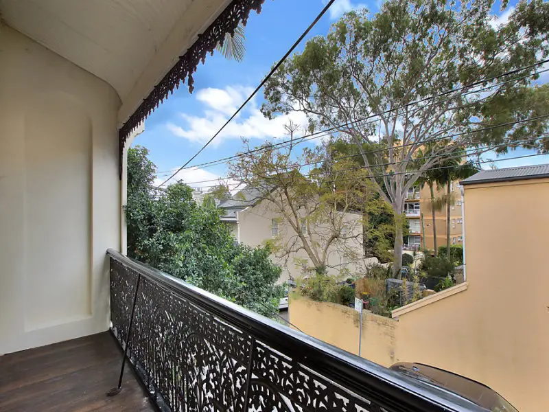 4 Broughton Street, Paddington Sold by Bradfield Badgerfox - image 1