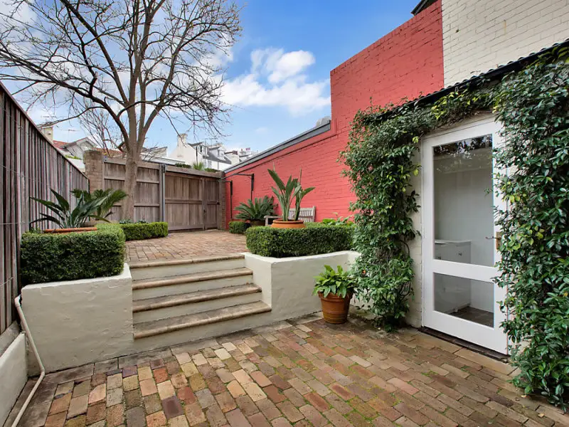 4 Broughton Street, Paddington Sold by Bradfield Badgerfox - image 1