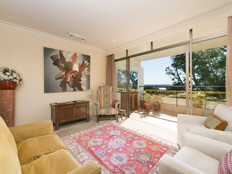 38/16-18 Rosemont Avenue, Woollahra Sold by Bradfield Badgerfox - image 1