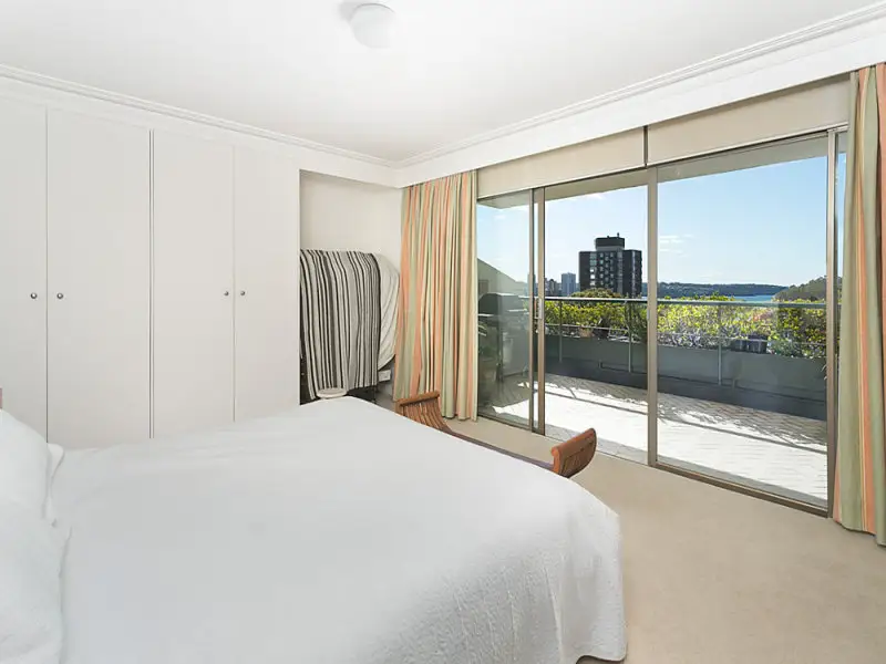 35/16-18 Rosemont Avenue, Woollahra Sold by Bradfield Badgerfox - image 1