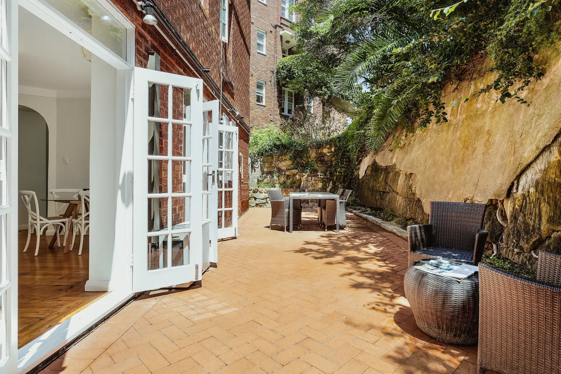 1/44 Birriga Road, Bellevue Hill Sold by Bradfield Badgerfox - image 1