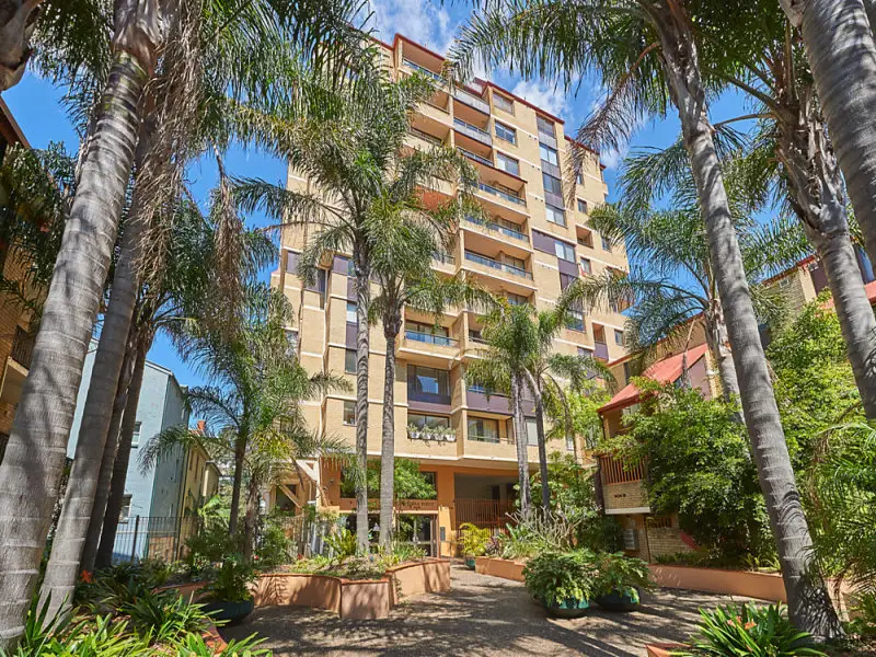 46/103 Victoria Street, Potts Point Sold by Bradfield Badgerfox - image 1