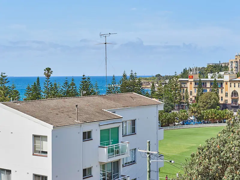 4/68 Bream Street, Coogee Sold by Bradfield Badgerfox - image 1