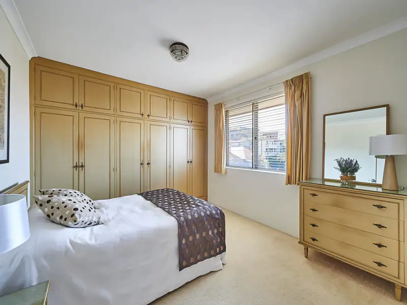 4/68 Bream Street, Coogee Sold by Bradfield Badgerfox - image 1