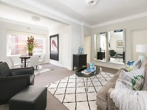 14/454 Edgecliff Road, Edgecliff Sold by Bradfield Badgerfox