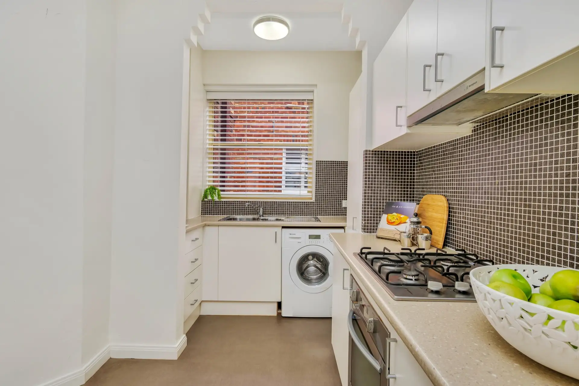 8/1 Manion Avenue, Rose Bay Sold by Bradfield Badgerfox - image 1