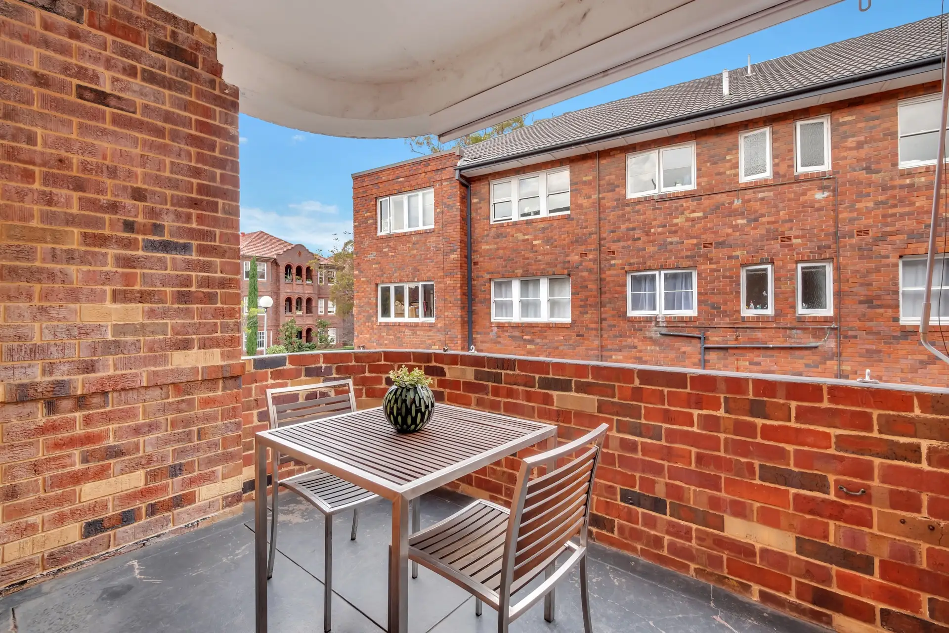 8/1 Manion Avenue, Rose Bay Sold by Bradfield Badgerfox - image 1