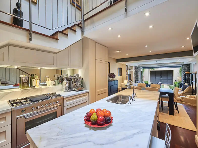 14 Wallis Street, Woollahra Sold by Bradfield Badgerfox - image 1