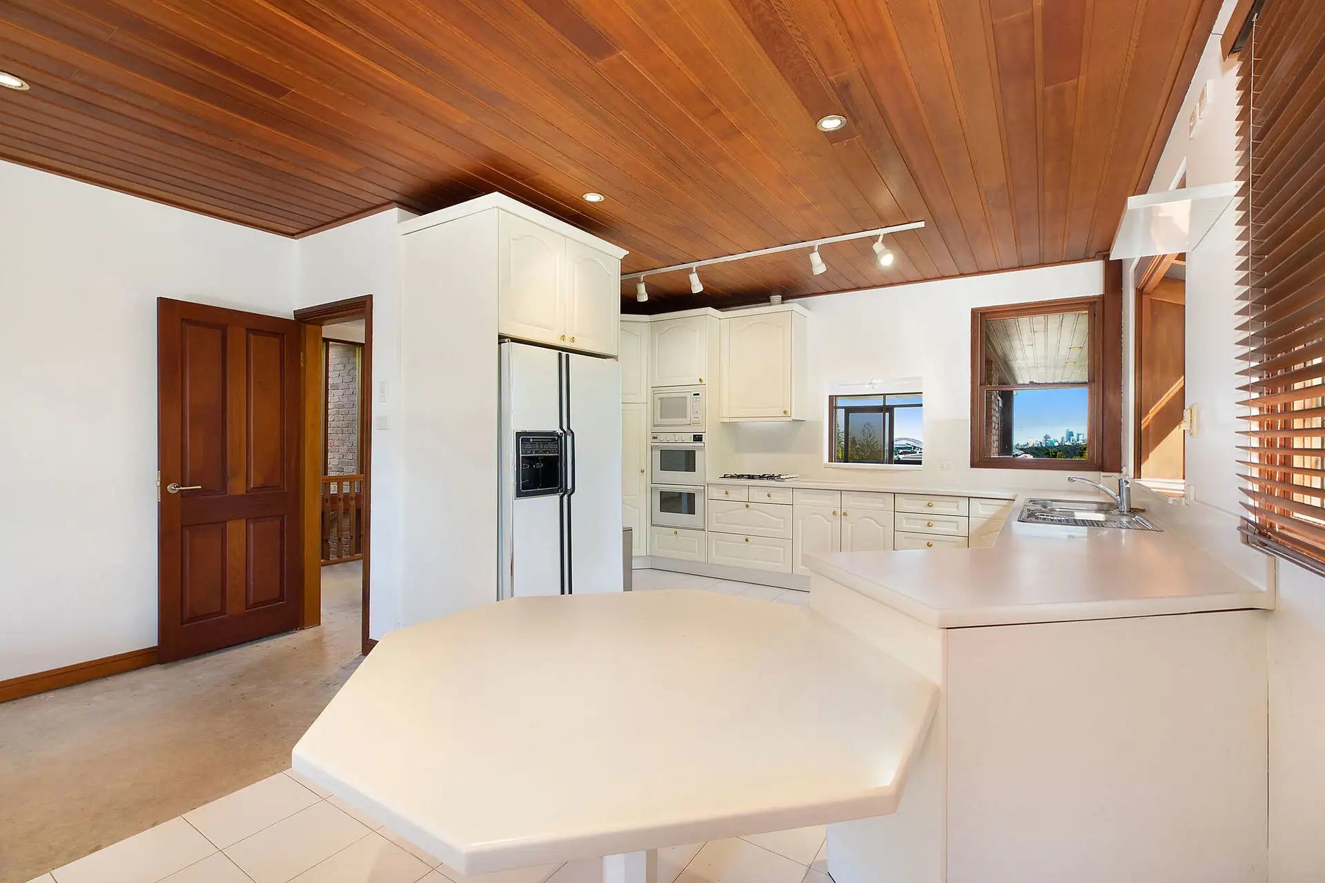 73 Kings Road, Vaucluse Sold by Bradfield Badgerfox - image 1
