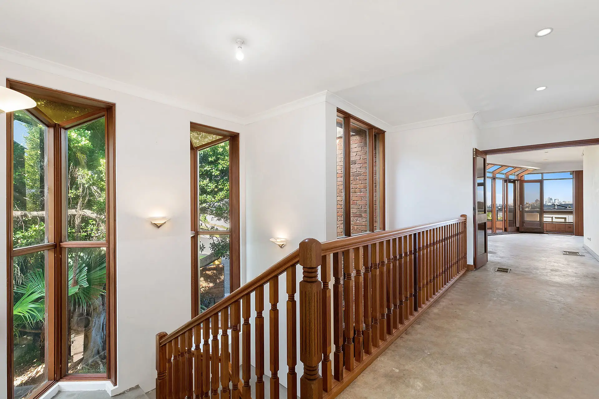73 Kings Road, Vaucluse Sold by Bradfield Badgerfox - image 1