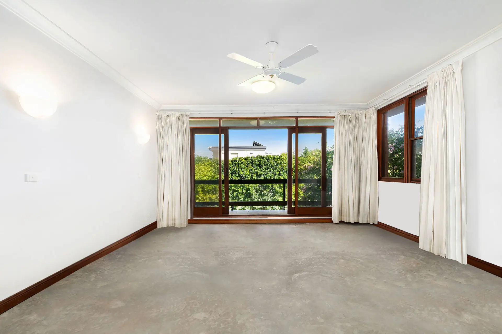 73 Kings Road, Vaucluse Sold by Bradfield Badgerfox - image 1