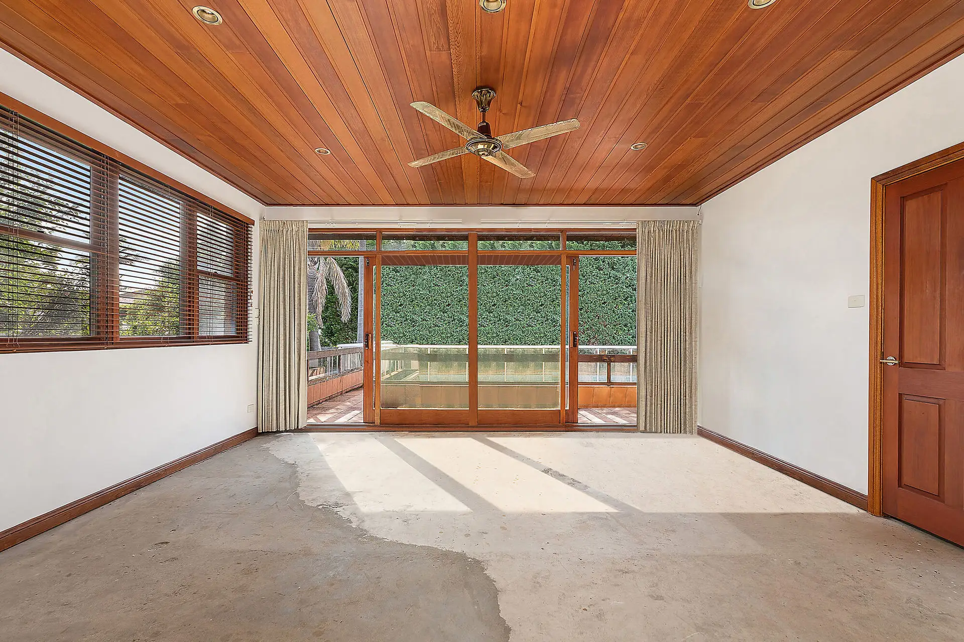 73 Kings Road, Vaucluse Sold by Bradfield Badgerfox - image 1