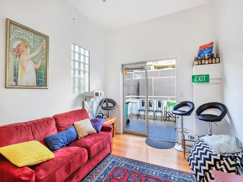 138 Regent Street, Redfern Sold by Bradfield Badgerfox - image 1