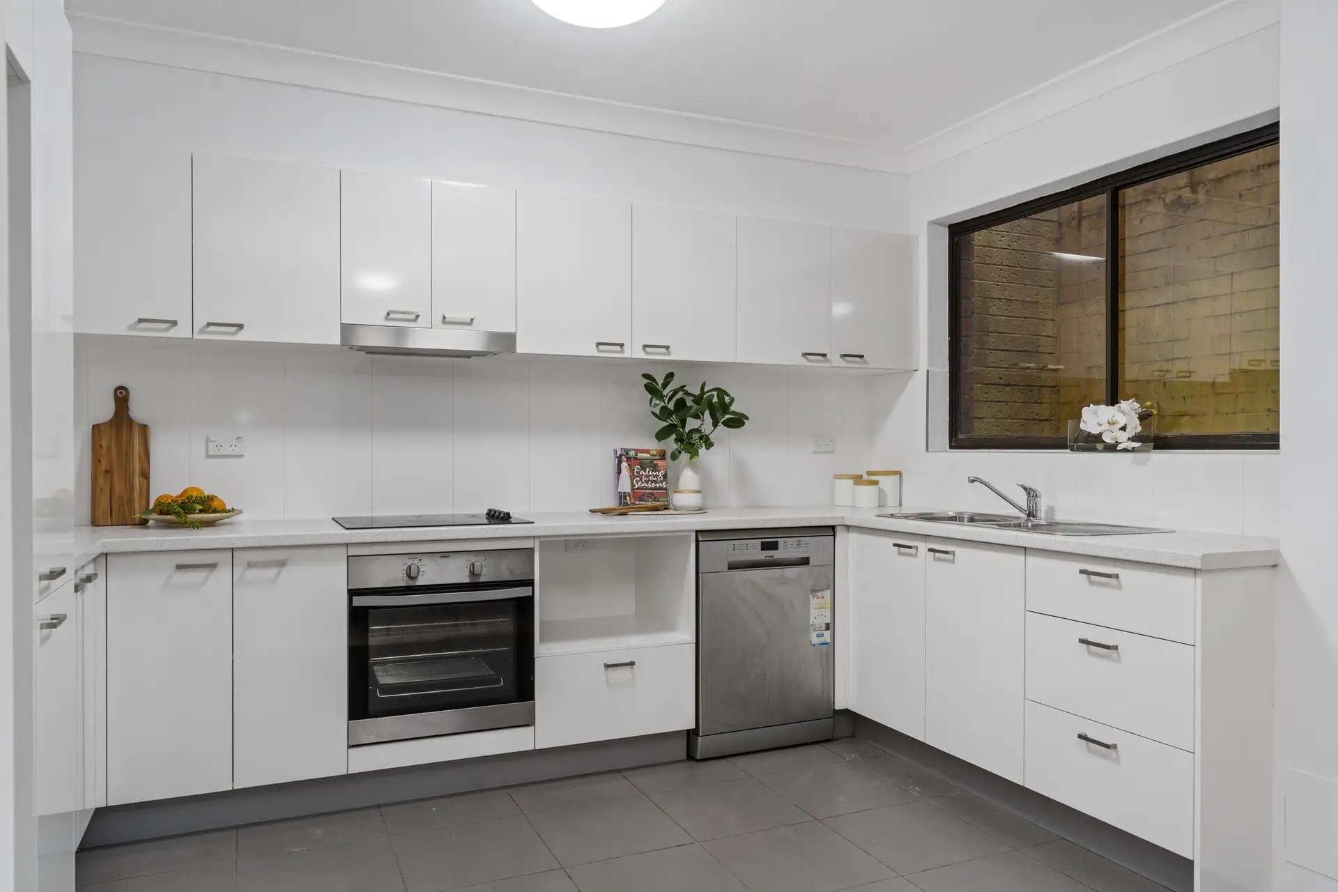 2/127 Cook Road, Centennial Park Sold by Bradfield Badgerfox - image 1