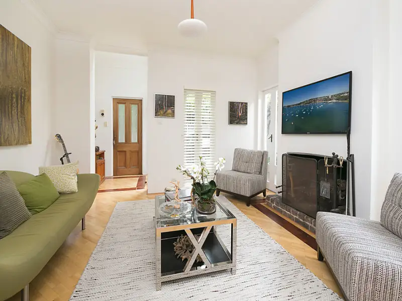 37 Cameron Street, Edgecliff Sold by Bradfield Badgerfox - image 1