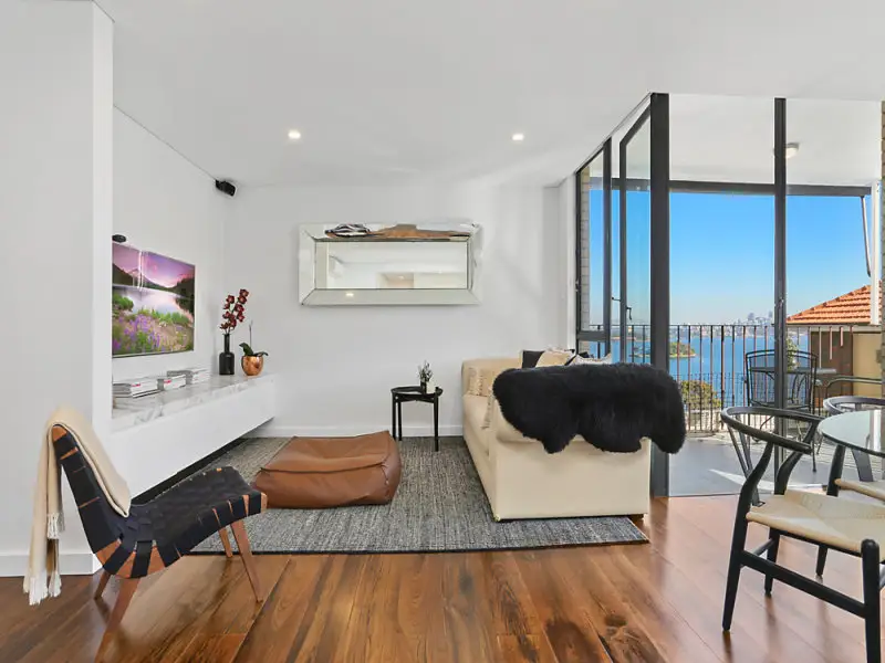 8/55 Wolseley Road, Point Piper Sold by Bradfield Badgerfox - image 1