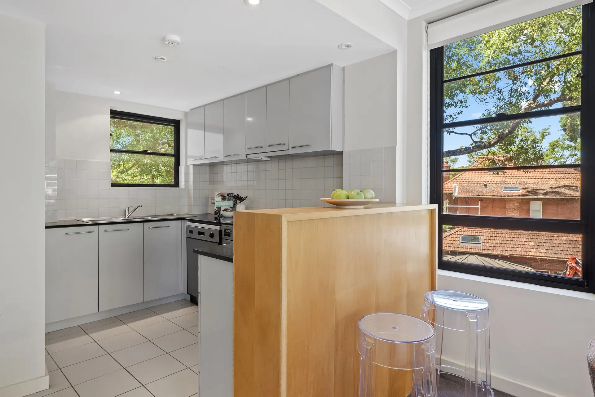 6/107 Darling Point Road, Darling Point Sold by Bradfield Badgerfox - image 1