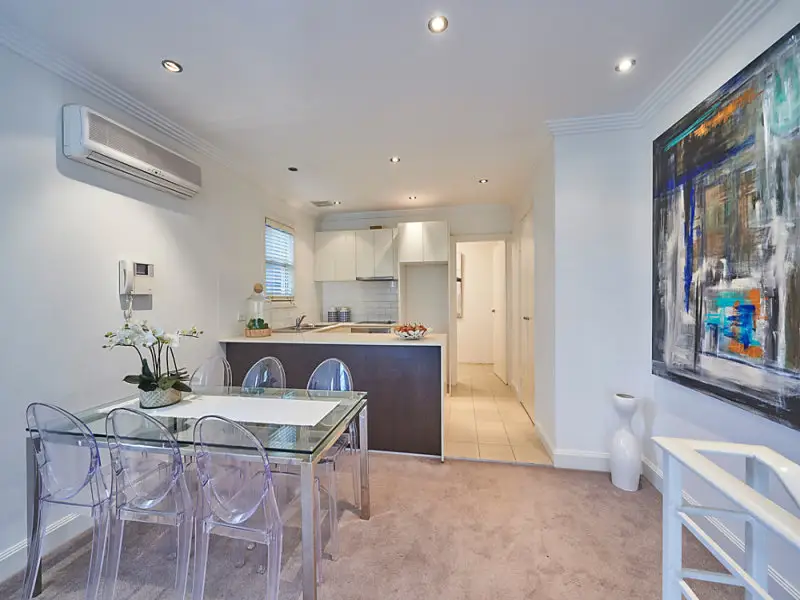 2/30 Bellevue Road, Bellevue Hill Sold by Bradfield Badgerfox - image 1