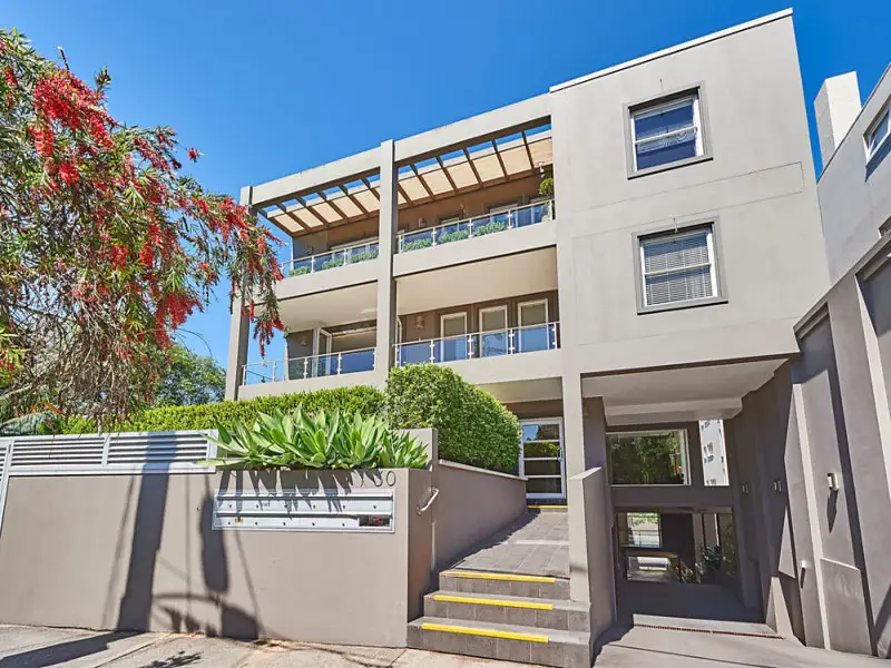 2/30 Bellevue Road, Bellevue Hill Sold by Bradfield Badgerfox - image 1