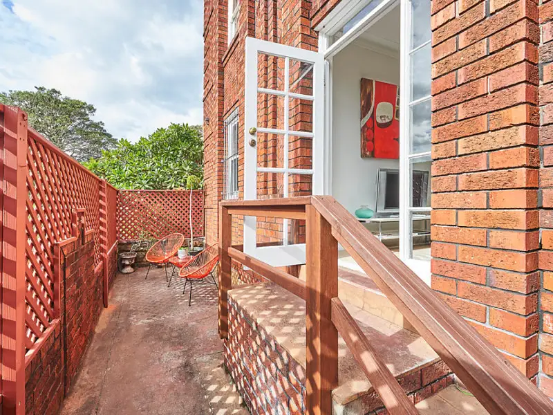 1/2 Martins Avenue, Bondi Sold by Bradfield Badgerfox - image 1