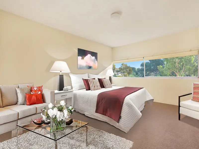 410/8 New McLean Street, Edgecliff Sold by Bradfield Badgerfox - image 1