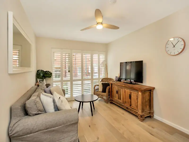 1/16-20 Park Avenue, Randwick Sold by Bradfield Badgerfox - image 1