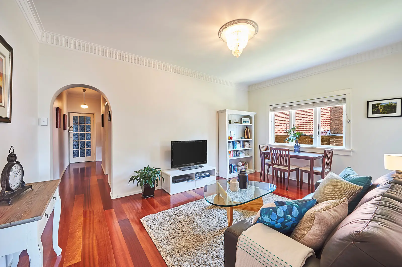 8/5 Cowper Street, Randwick Sold by Bradfield Badgerfox - image 1