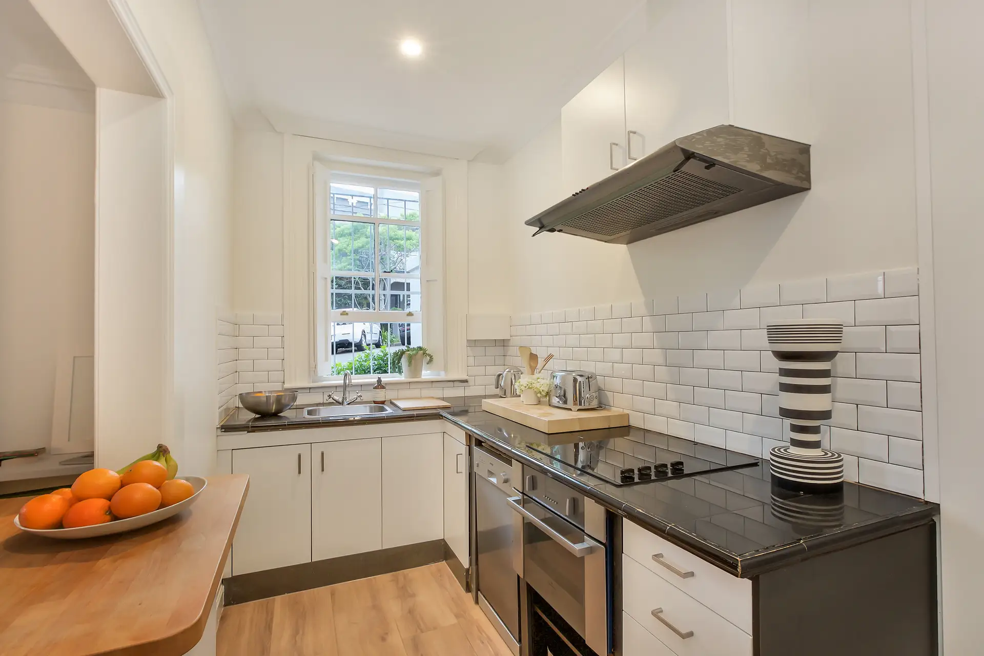 8/56A Ormond Street, Paddington Sold by Bradfield Badgerfox - image 1