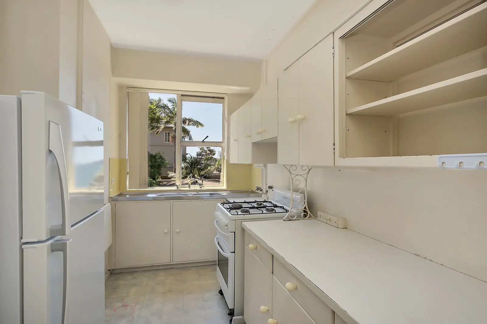 44/11 Sutherland Crescent, Darling Point Sold by Bradfield Badgerfox - image 1