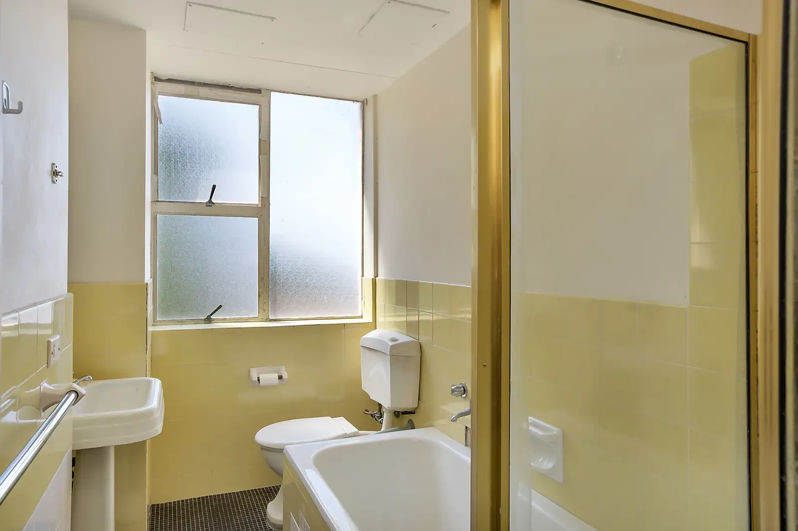 44/11 Sutherland Crescent, Darling Point Sold by Bradfield Badgerfox - image 1