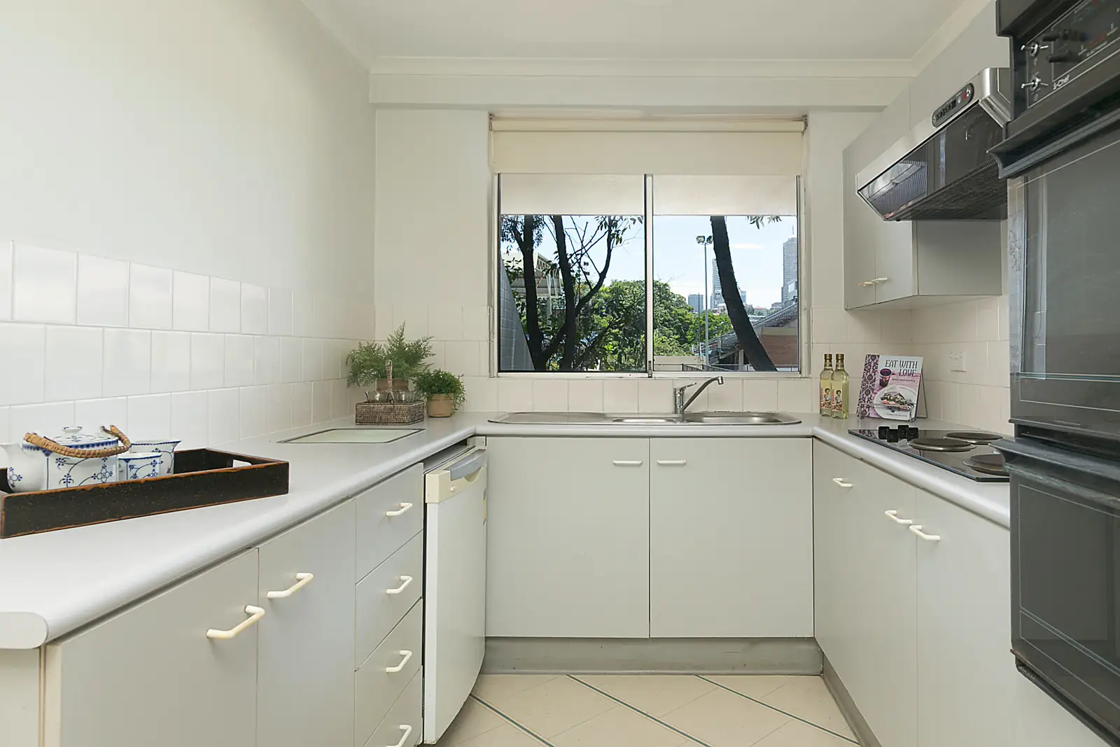 45/400 Glenmore Road, Paddington Sold by Bradfield Badgerfox - image 1