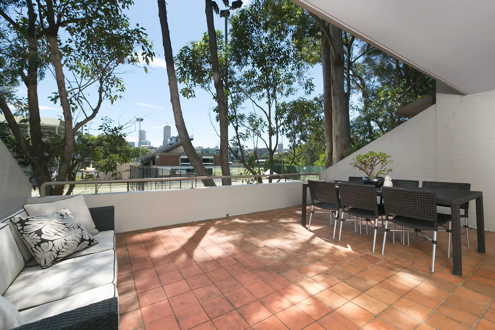 45/400 Glenmore Road, Paddington Sold by Bradfield Badgerfox - image 1