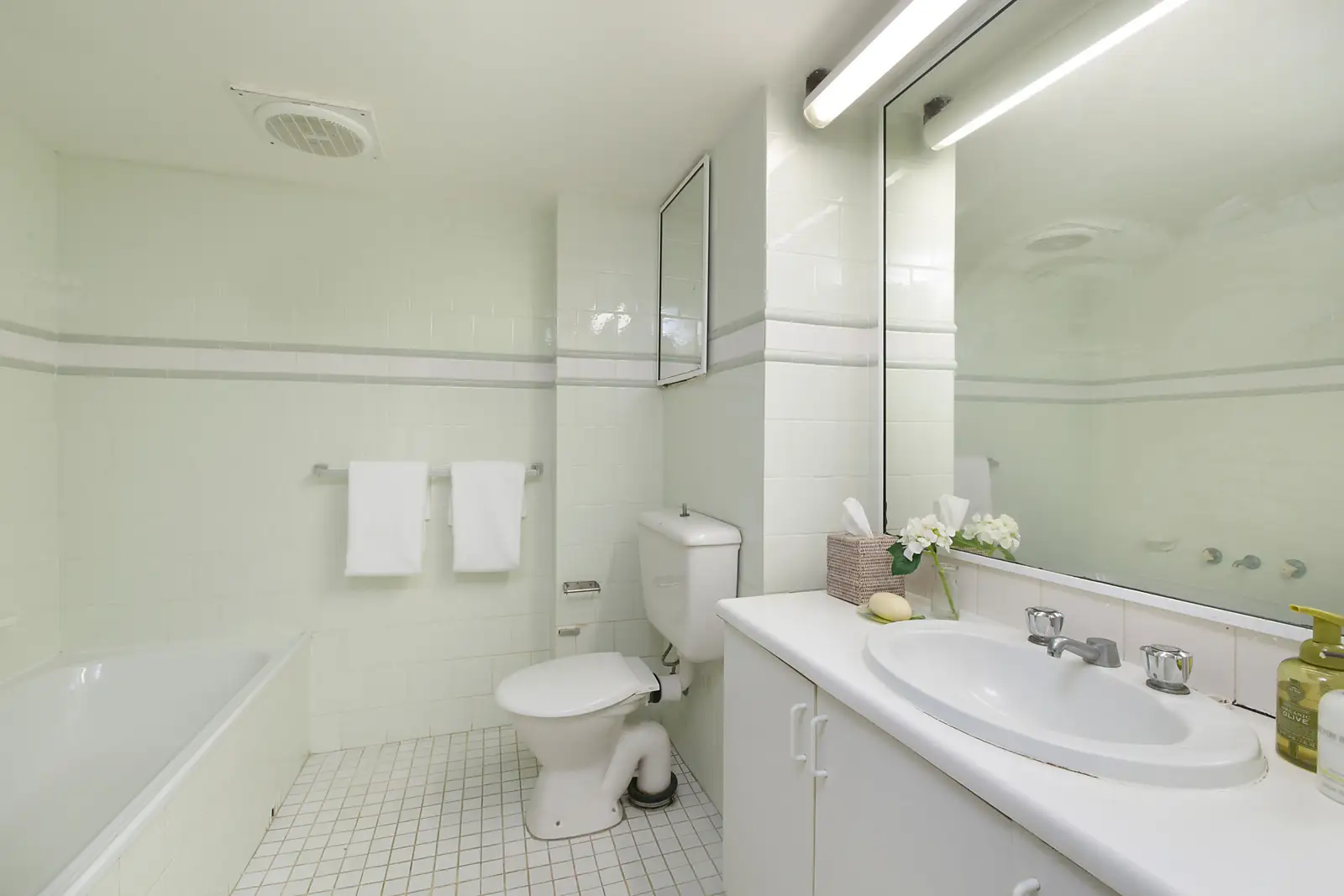 45/400 Glenmore Road, Paddington Sold by Bradfield Badgerfox - image 1