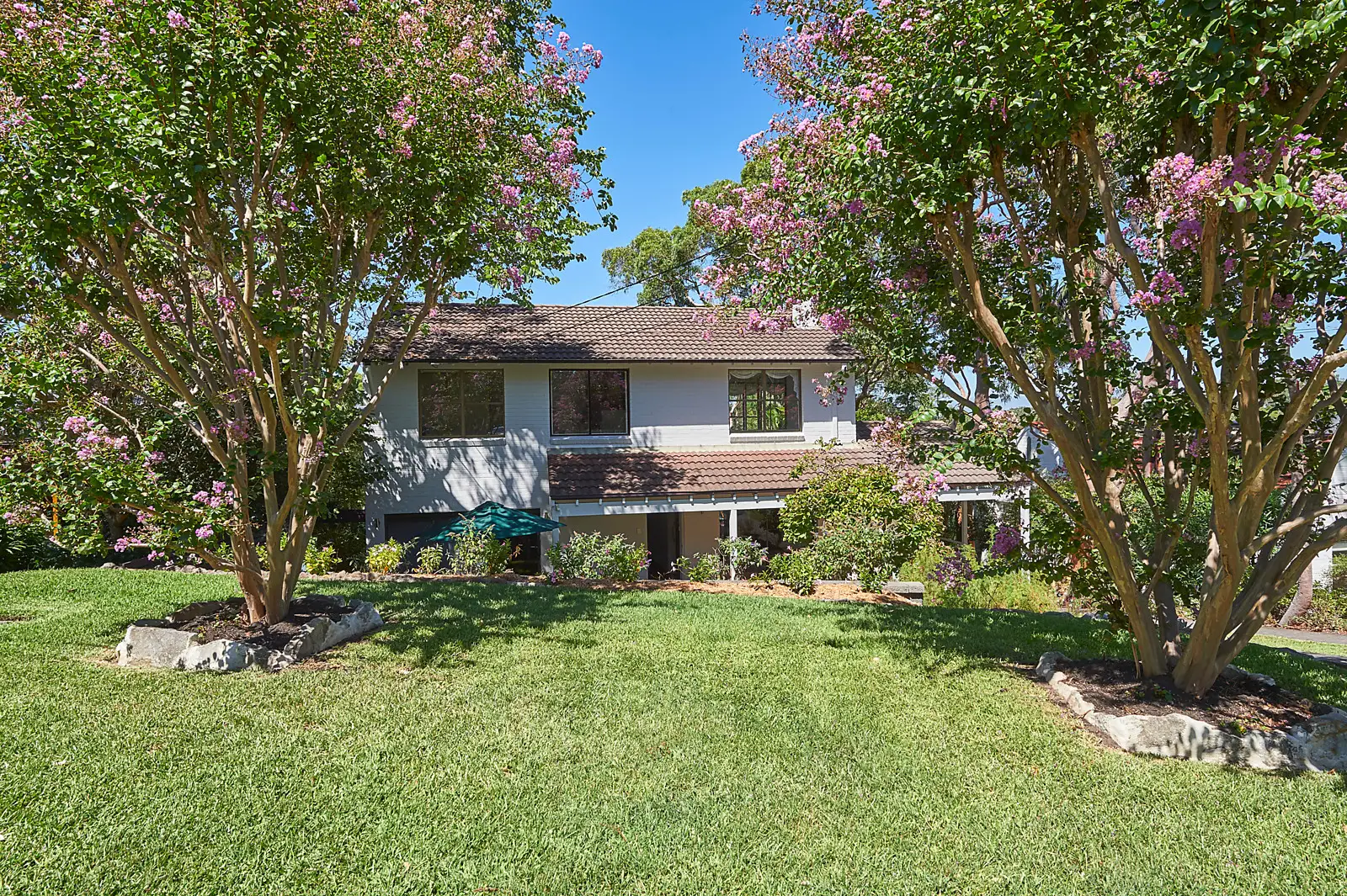 62 Kallaroo Road, Riverview Sold by Bradfield Badgerfox - image 1