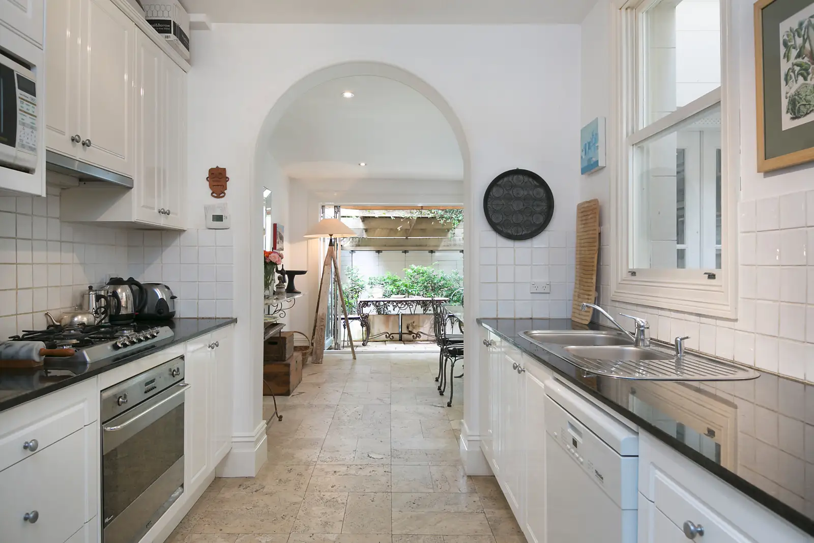 247A Bourke Street, Darlinghurst Sold by Bradfield Badgerfox - image 1