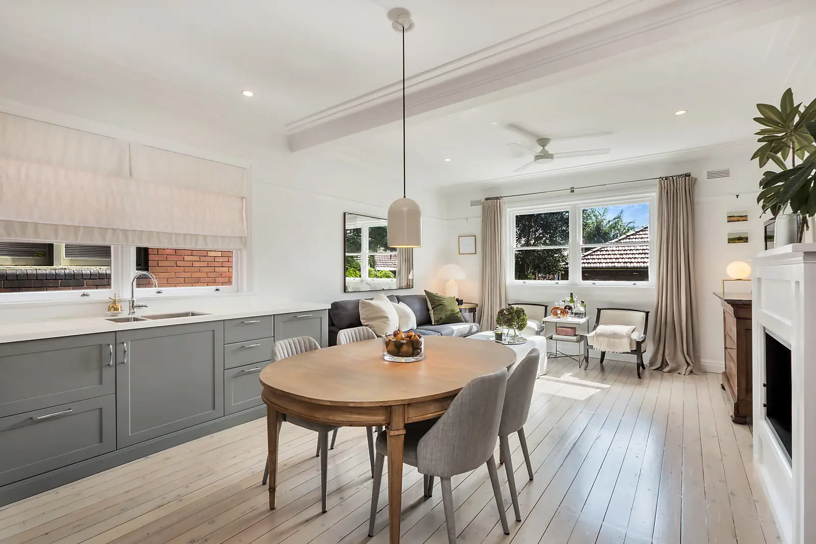 1/180 Glenmore Road, Paddington Sold by Bradfield Badgerfox - image 1
