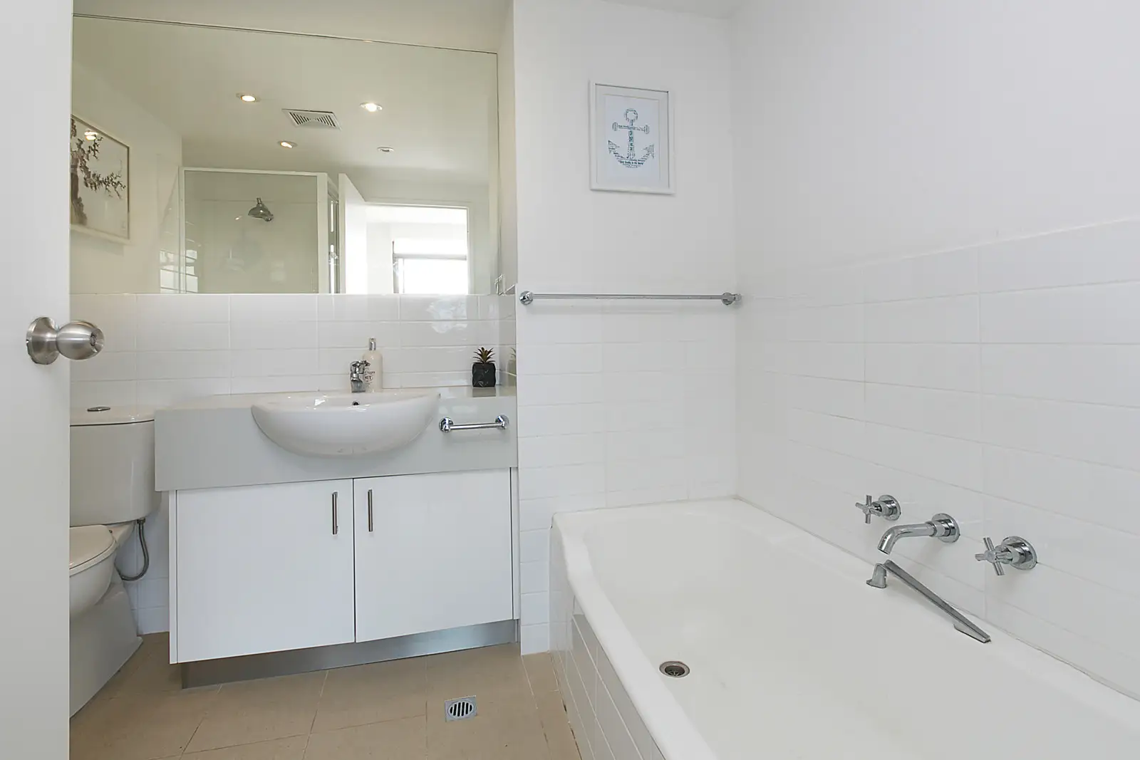 22/16-18 Rosemont Avenue, Woollahra Sold by Bradfield Badgerfox - image 1