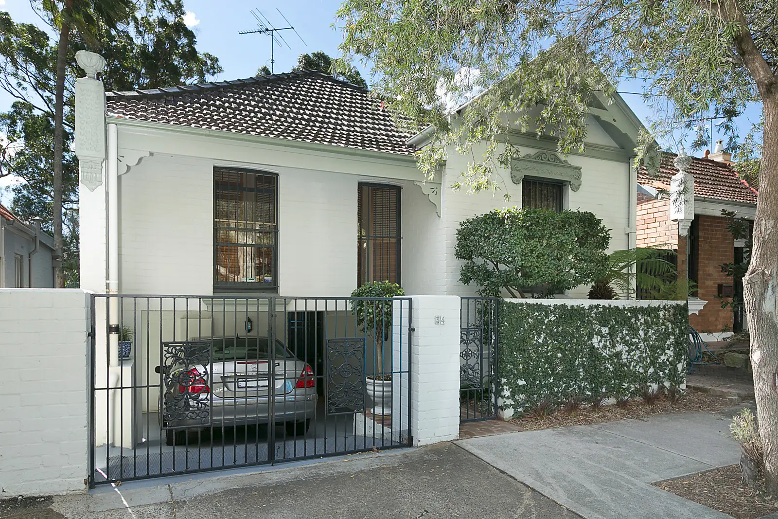 34 Edward Street, Woollahra Sold by Bradfield Badgerfox - image 1