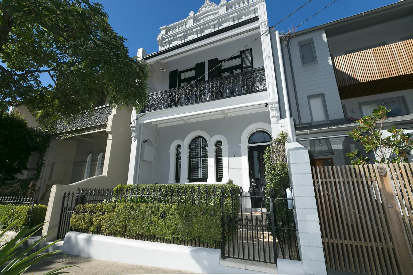 7 Duxford Street, Paddington Sold by Bradfield Badgerfox - image 1