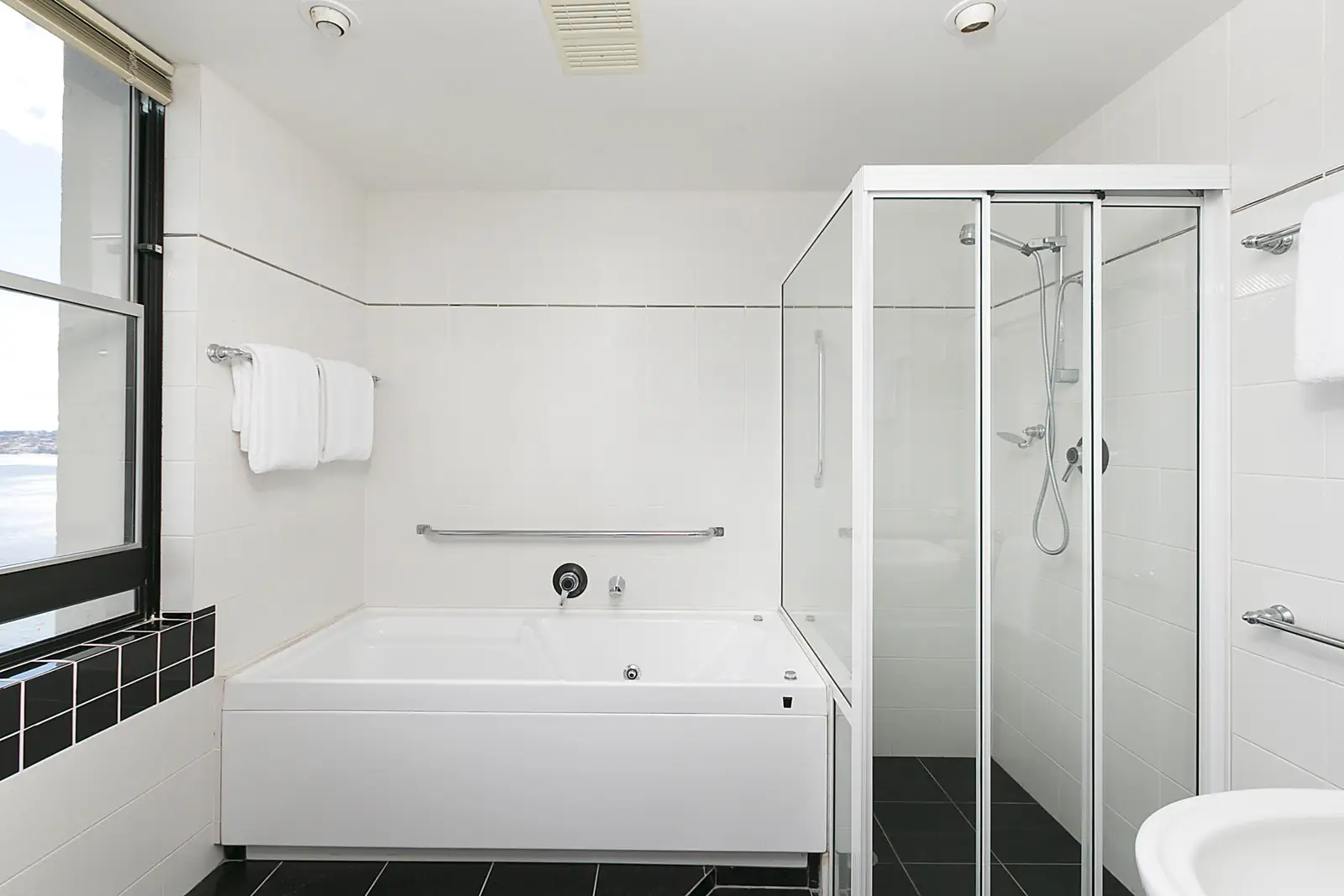 12A/5-11 Thornton Street, Darling Point Sold by Bradfield Badgerfox - image 1