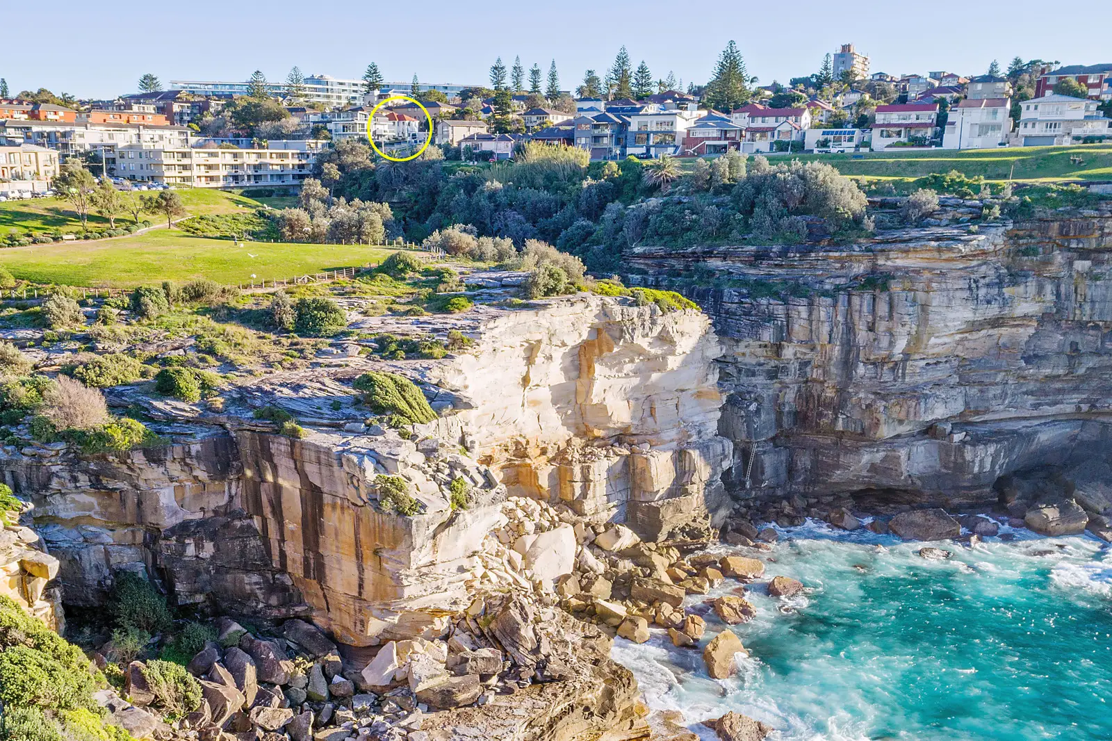 17 Young Street, Vaucluse Sold by Bradfield Badgerfox - image 1