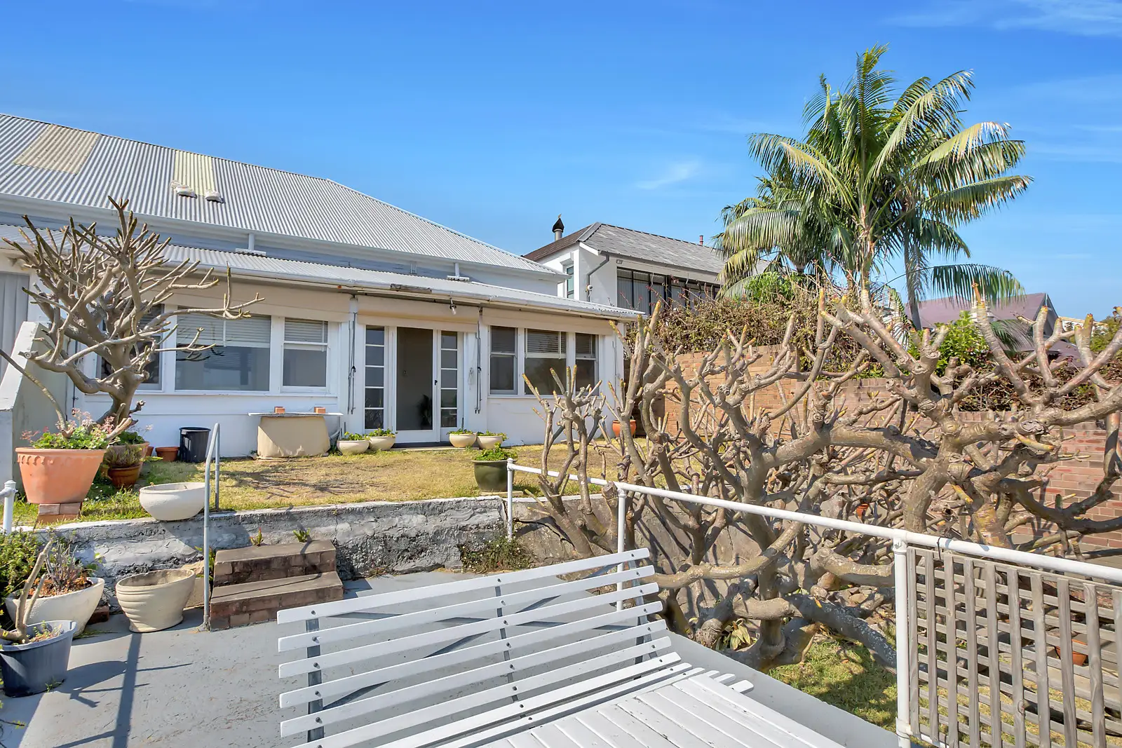 17 Victoria Street, Watsons Bay Sold by Bradfield Badgerfox - image 1