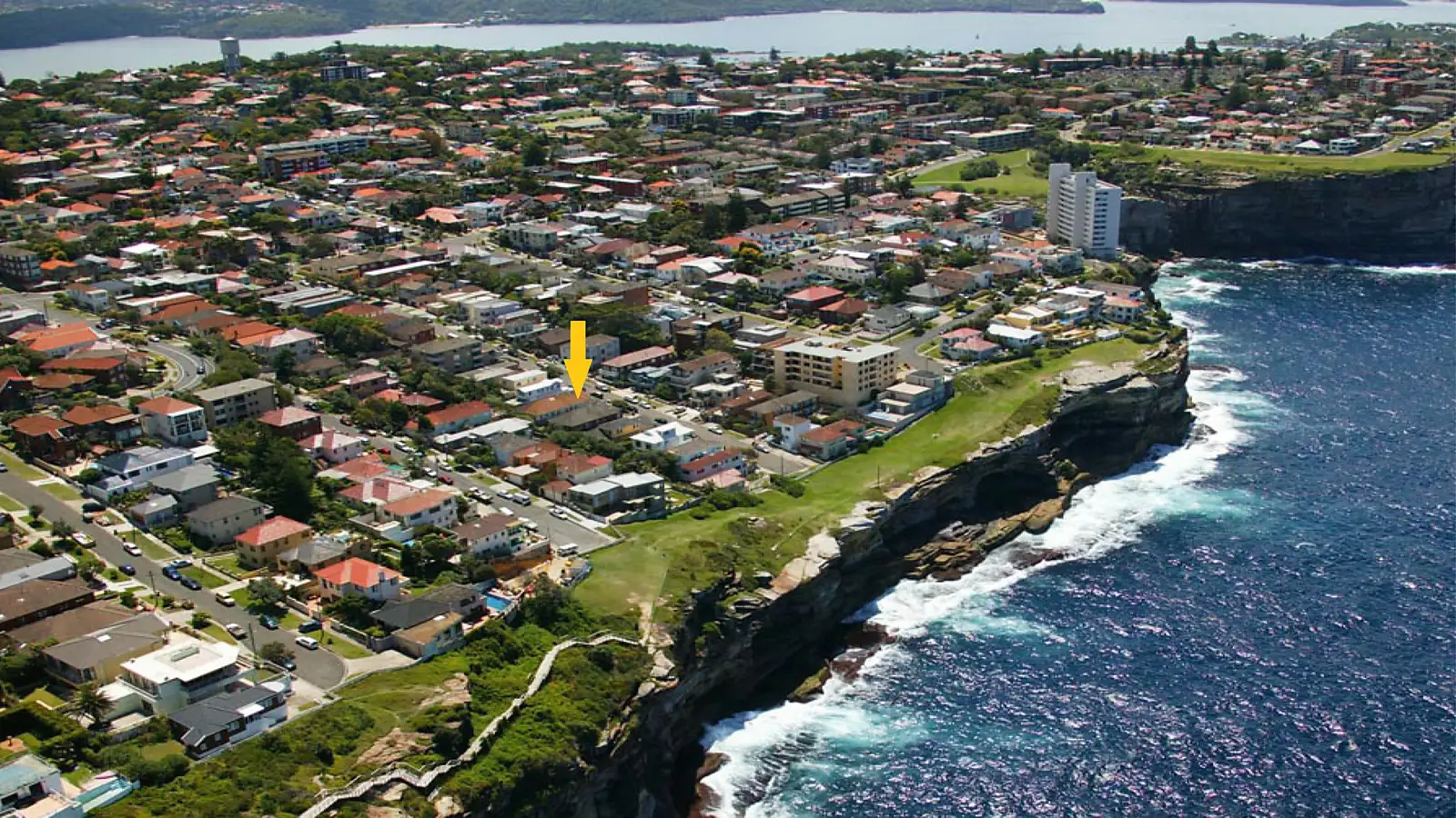 39 Eastern Avenue, Dover Heights Sold by Bradfield Badgerfox - image 1