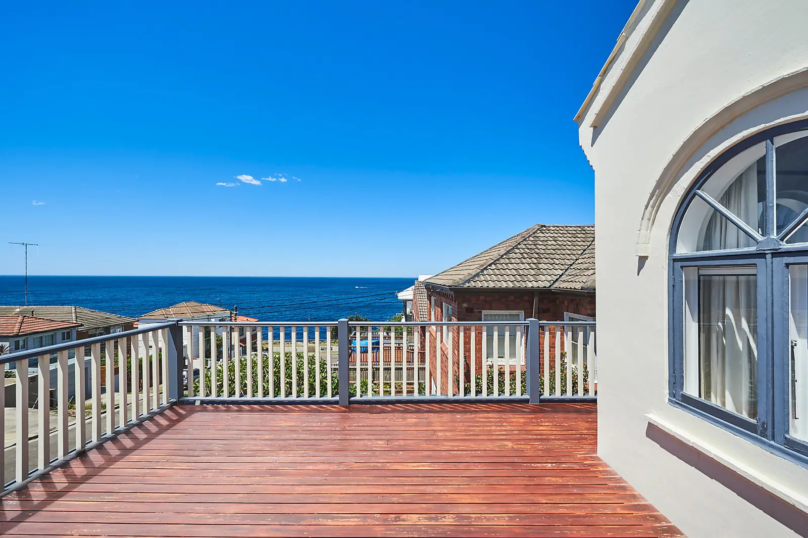 39 Eastern Avenue, Dover Heights Sold by Bradfield Badgerfox - image 1