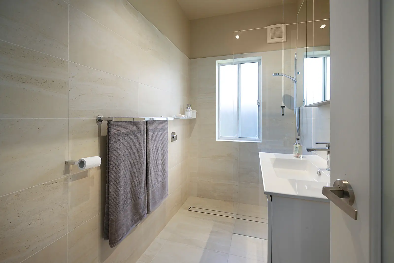 3/3 Hamilton Street, Rose Bay Sold by Bradfield Badgerfox - image 1