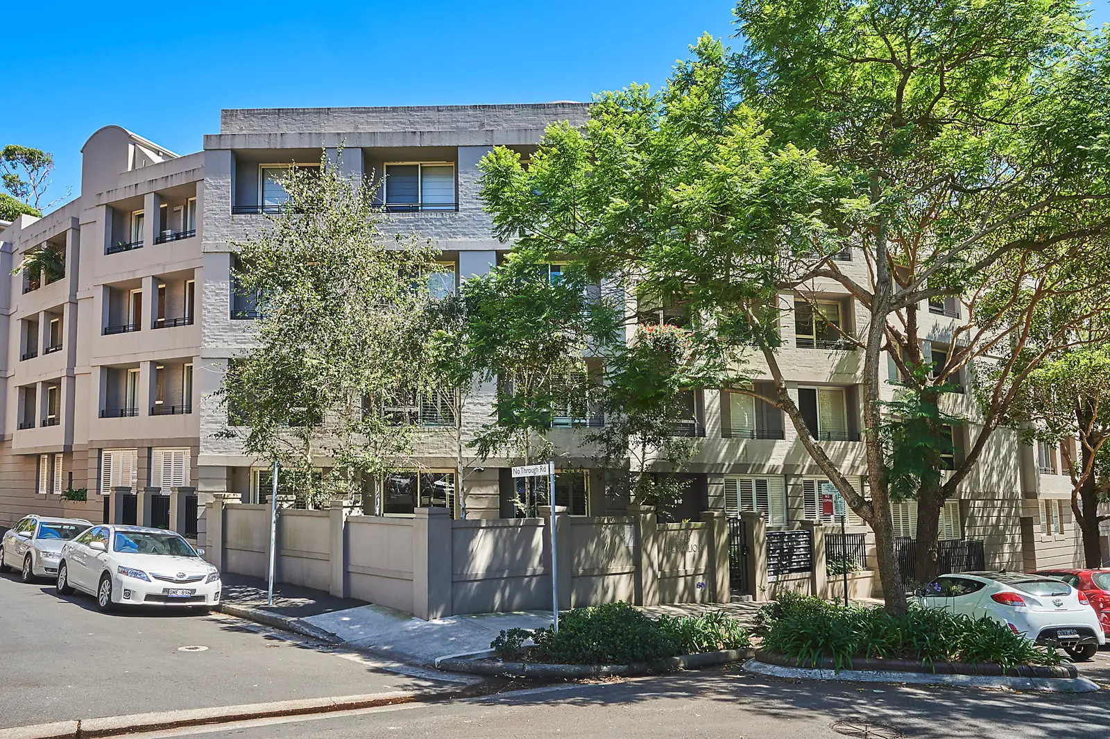 8/21-25 Waratah Street, Rushcutters Bay Sold by Bradfield Badgerfox - image 1